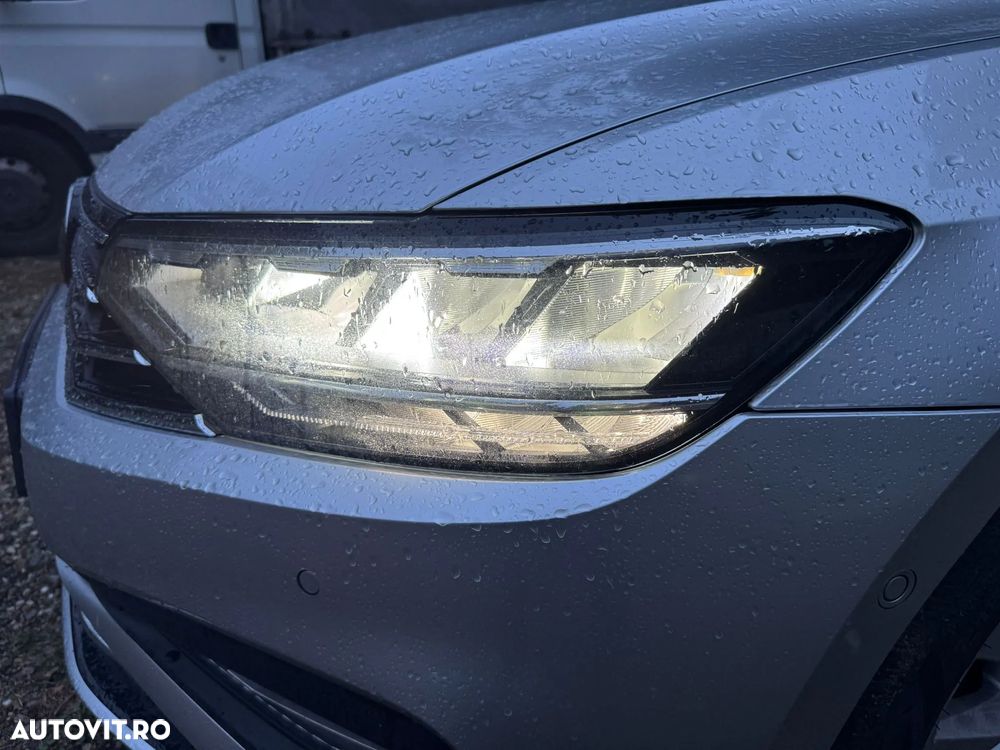 Volkswagen Passat Variant 2.0 TDI DSG Comfortline - 31
