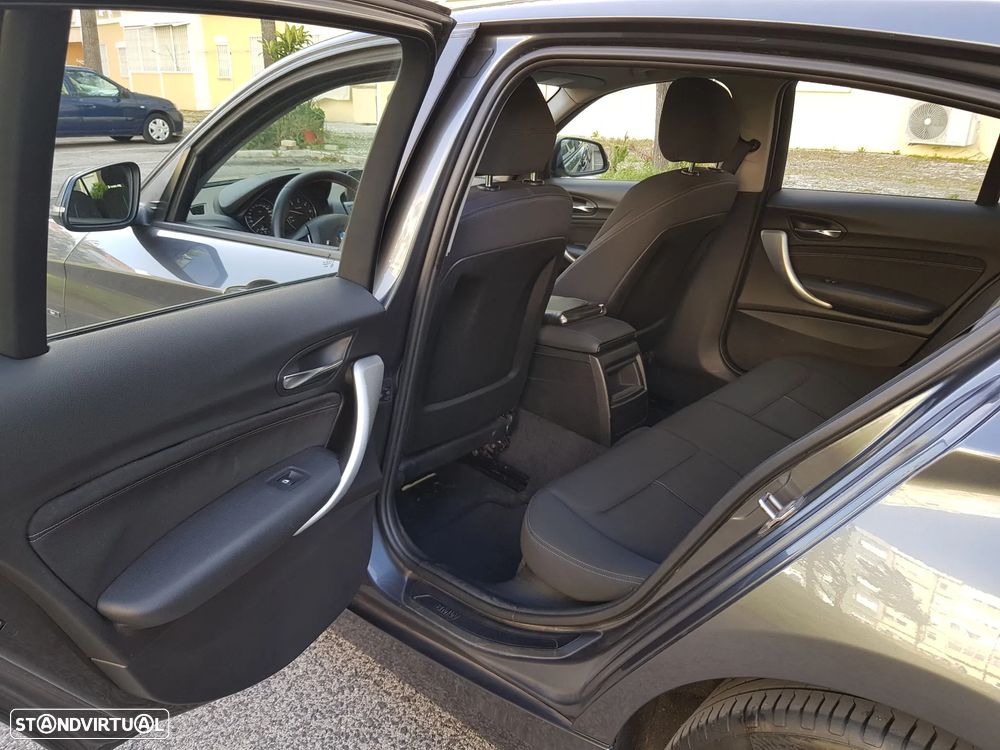 BMW 118 d xDrive Line Sport - 32