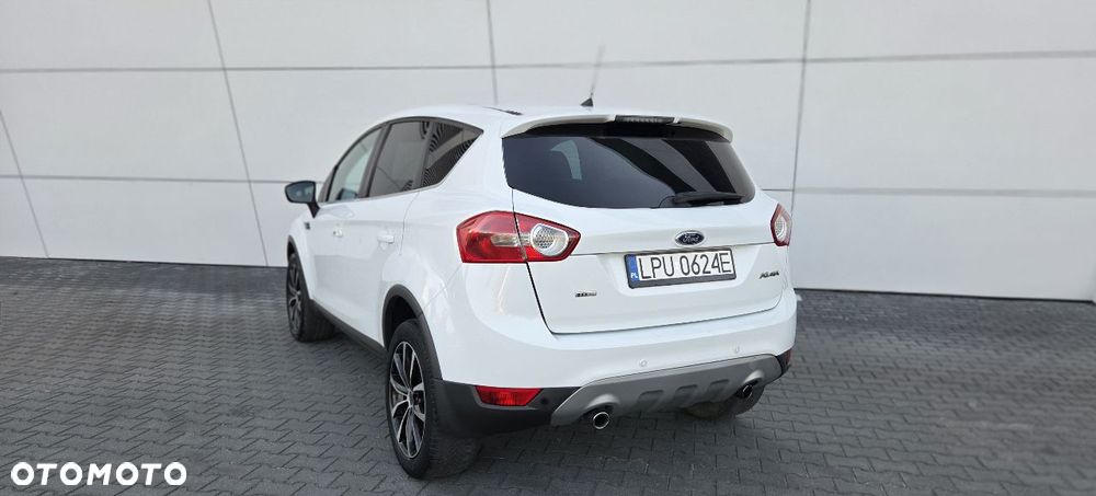 Ford Kuga 2.0 TDCi 4x4 Titanium - 15