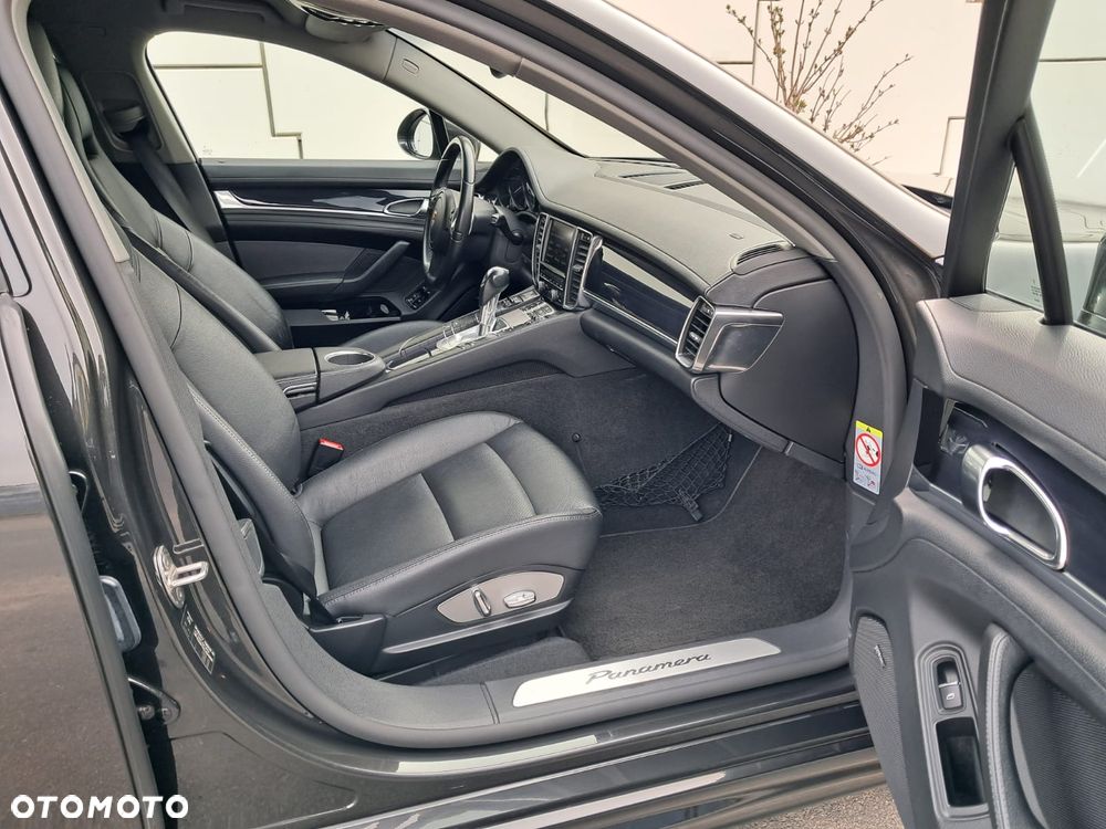Porsche Panamera Diesel - 15