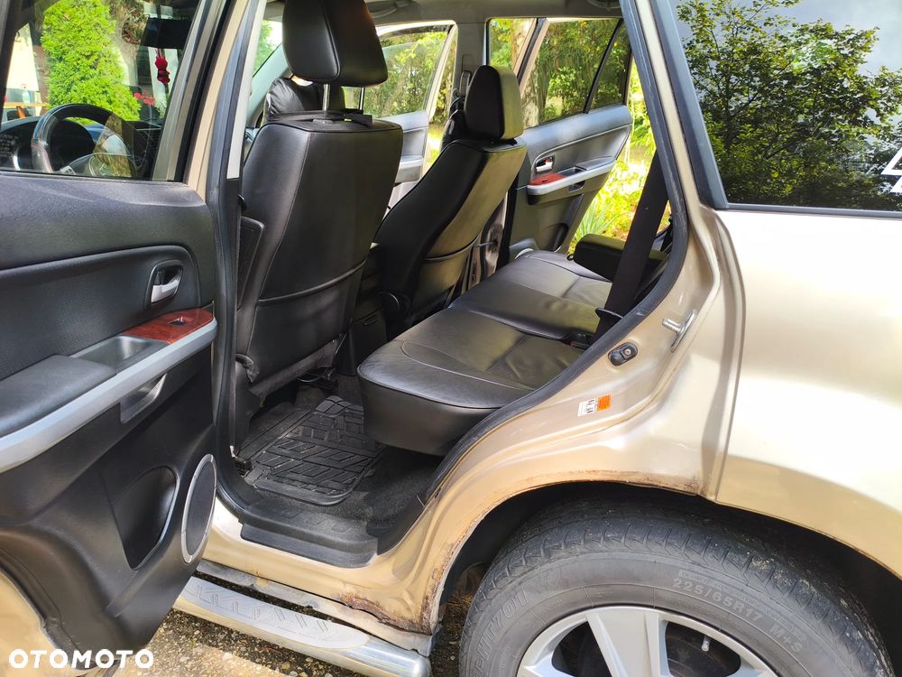 Suzuki Grand Vitara 2.0 De luxe - 10