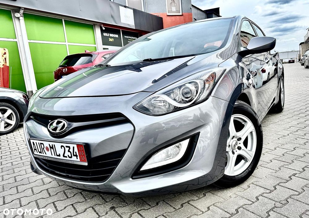Hyundai i30 1.4 Premium - 1