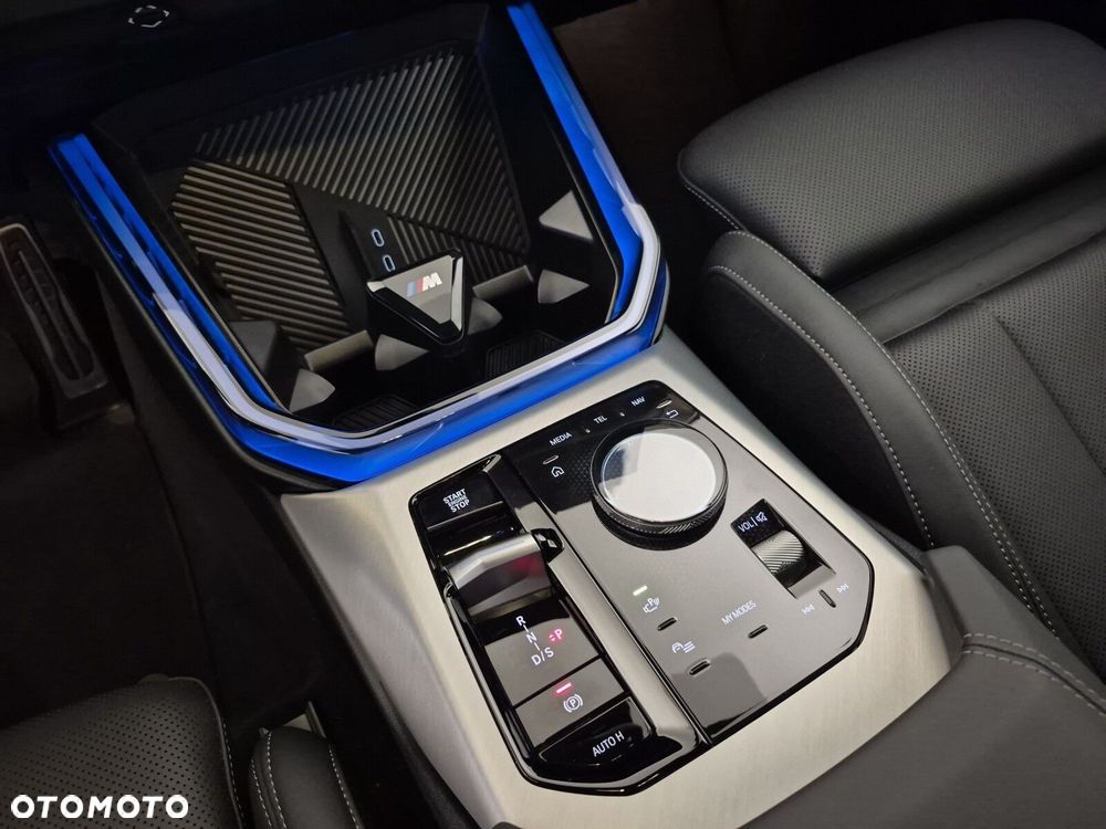BMW X3 xDrive20d mHEV - 17