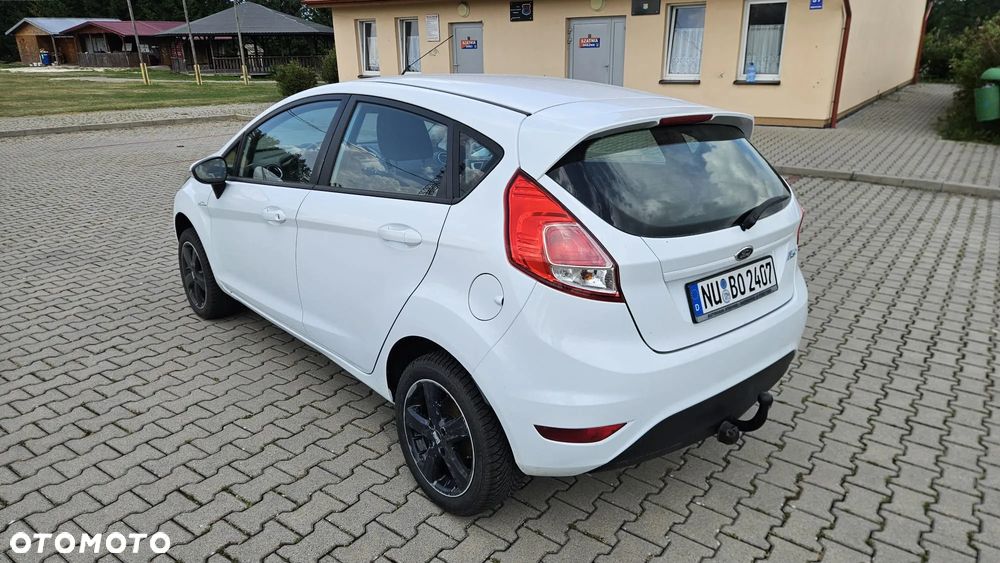 Ford Fiesta 1.25 Ambiente EU5 - 6