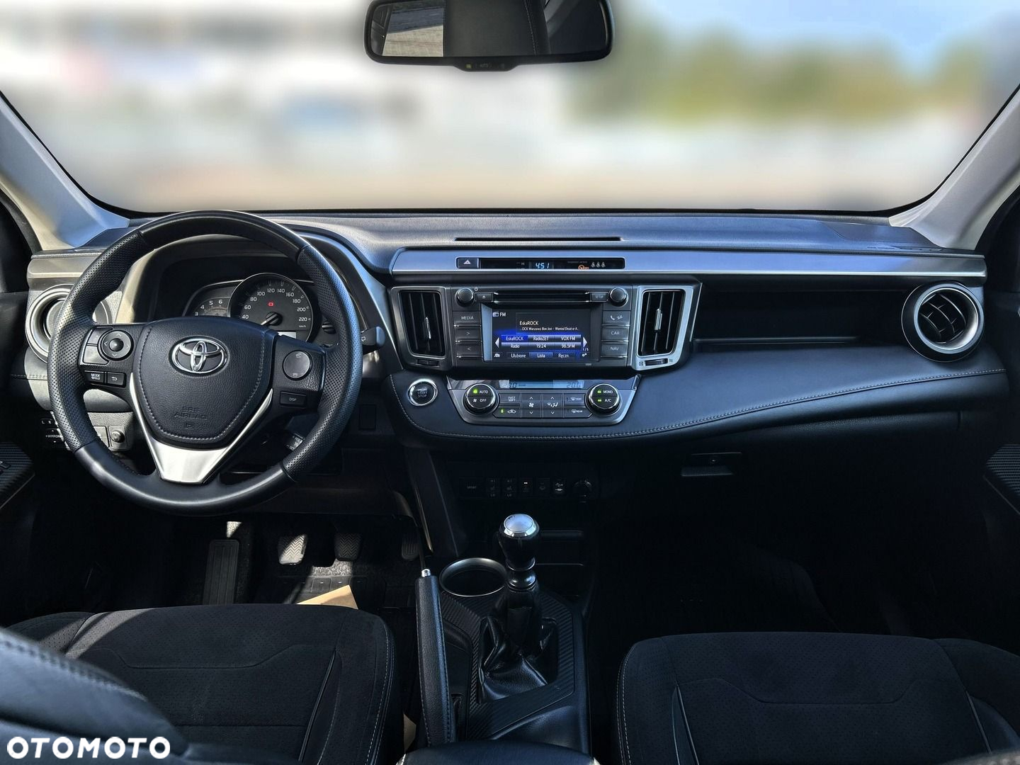 Toyota RAV4 - 12