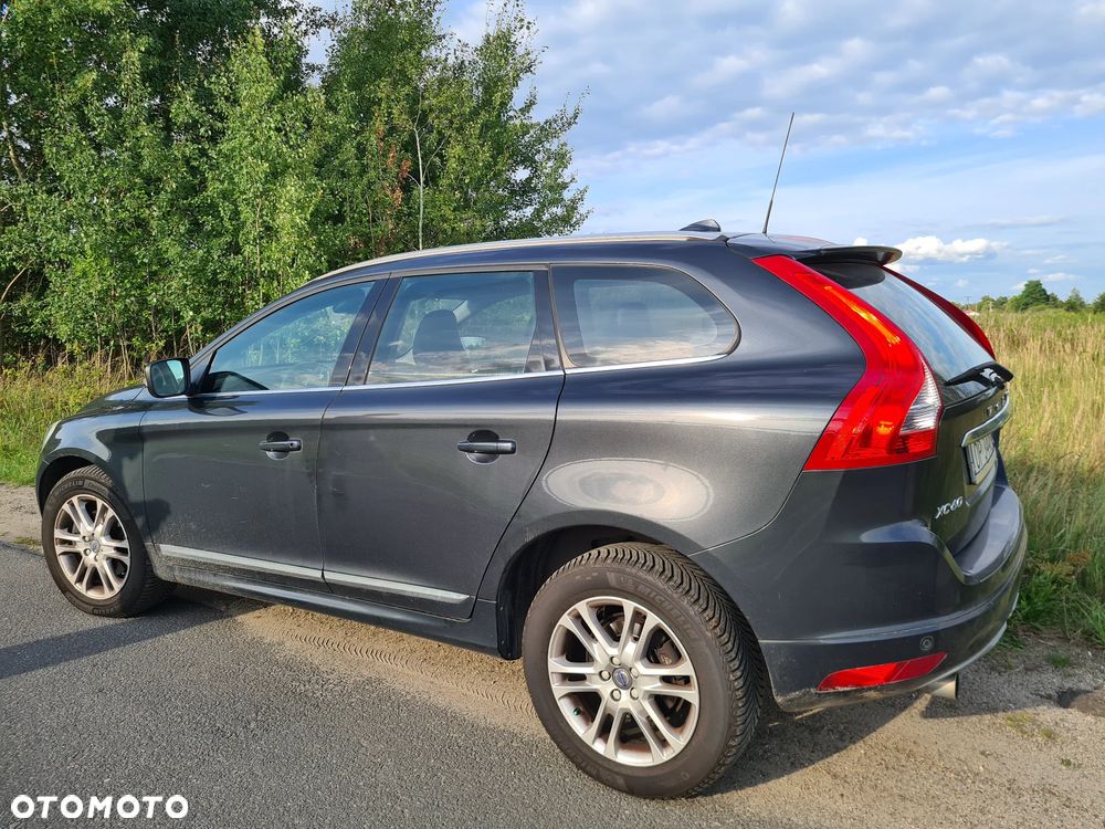 Volvo XC 60 - 4