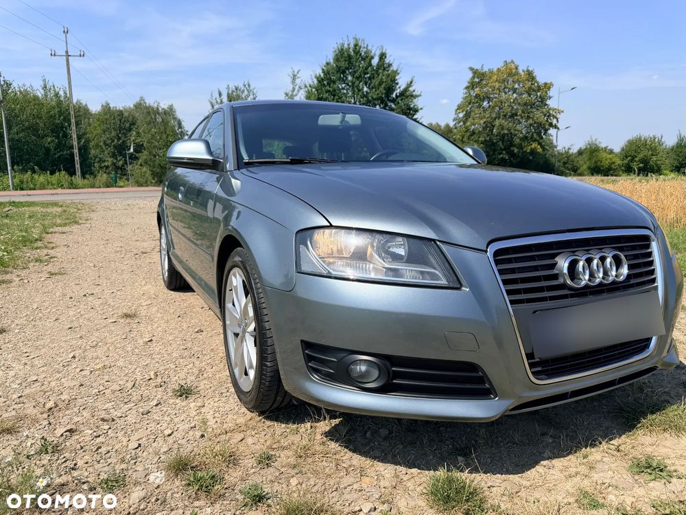 Audi A3 Sportback 1.8 TFSI Ambiente - 9