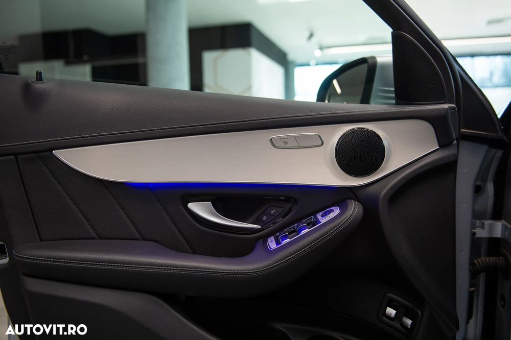 Mercedes-Benz GLC Coupe 300 e 4MATIC - 14