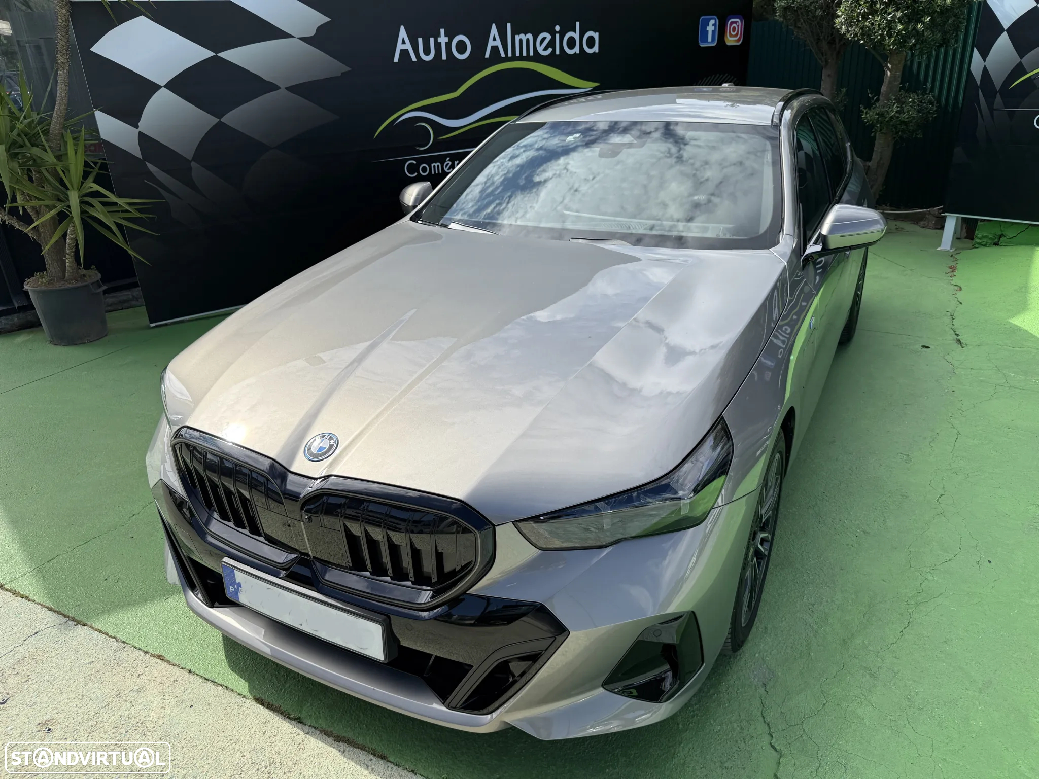 BMW 530 e Pack Desportivo M Pro - 23