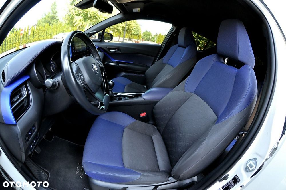 Toyota C-HR - 7