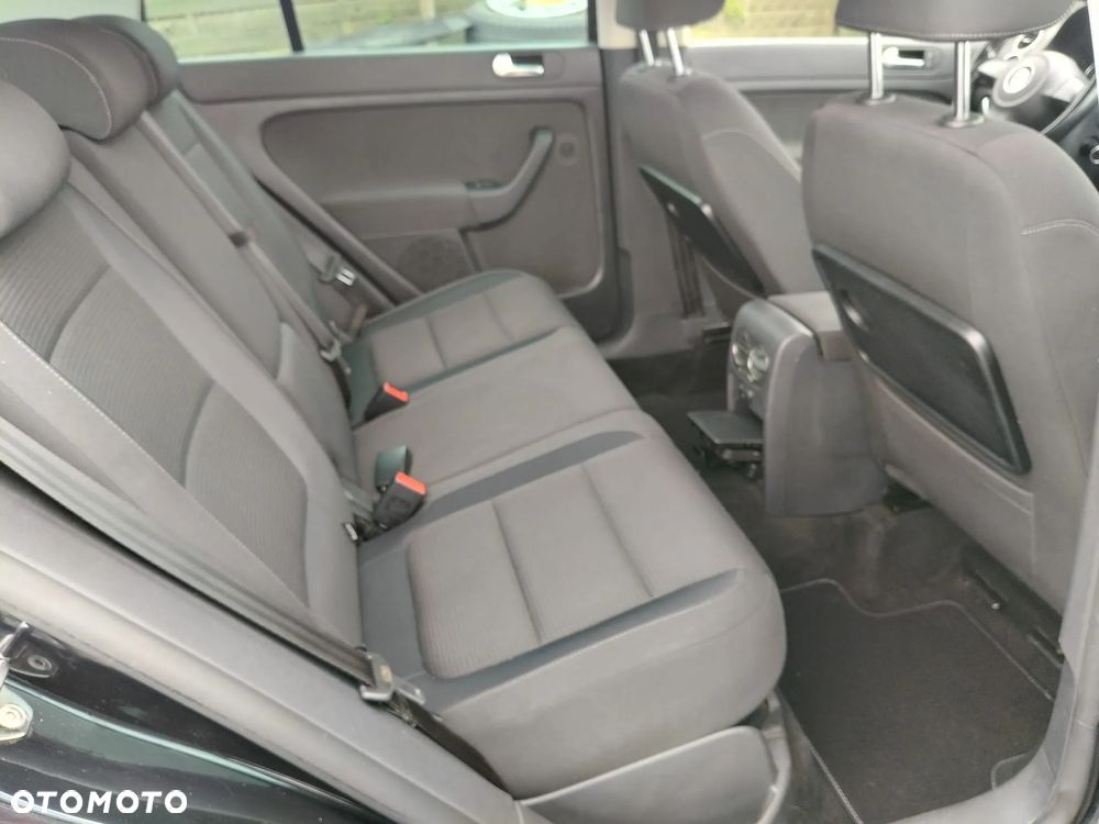 Volkswagen Golf Plus 1.6 TDI DPF BlueMotion Technology Team - 21