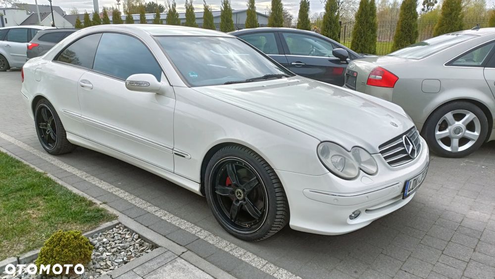 Mercedes-Benz CLK - 31