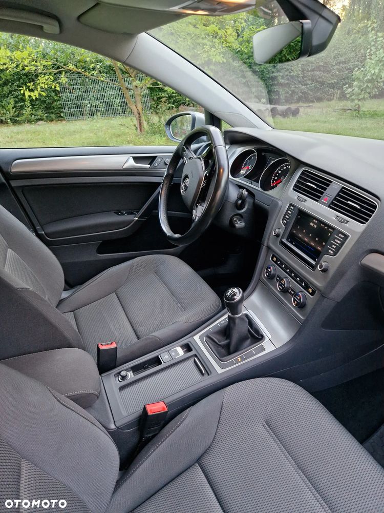 Volkswagen Golf 1.4 TSI BMT Comfortline - 12