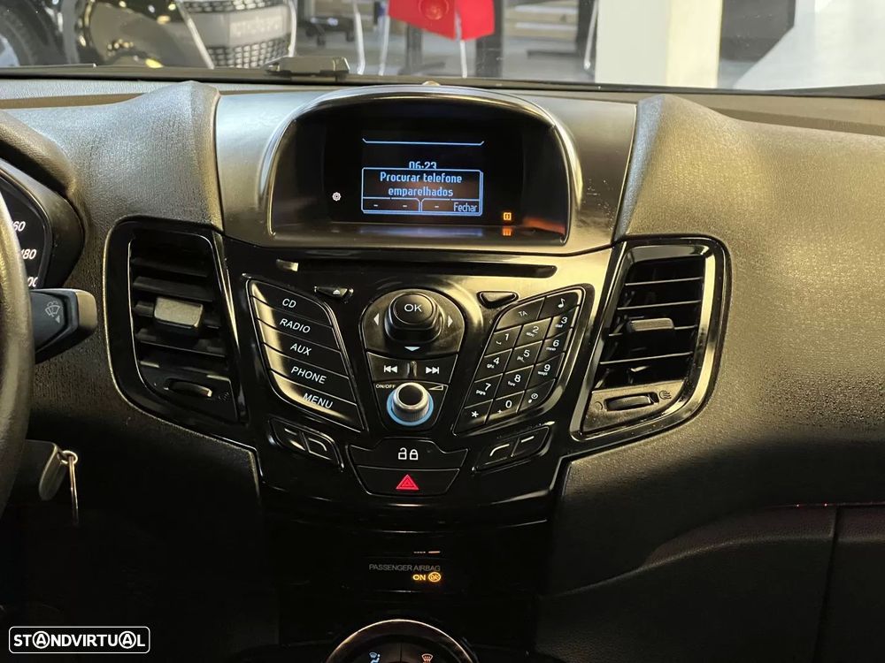Ford Fiesta 1.0 EcoBoost Connected - 18