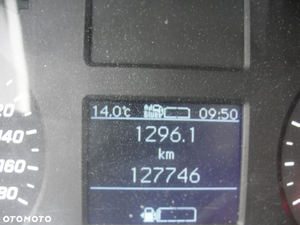 Mercedes-Benz Sprinter - 11