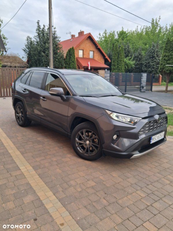 Toyota RAV4 - 6