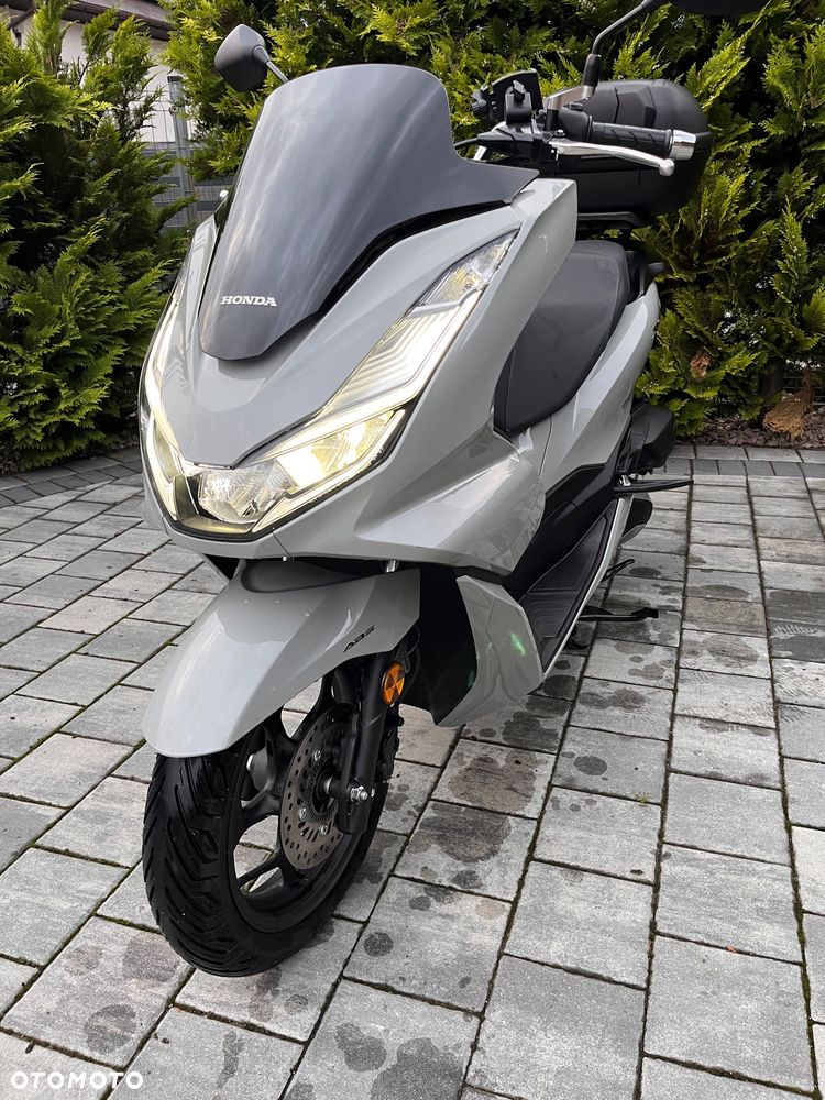 Honda PCX - 10