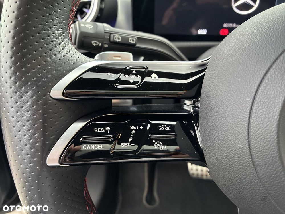 Mercedes-Benz CLA 200 AMG Line 7G-DCT - 22