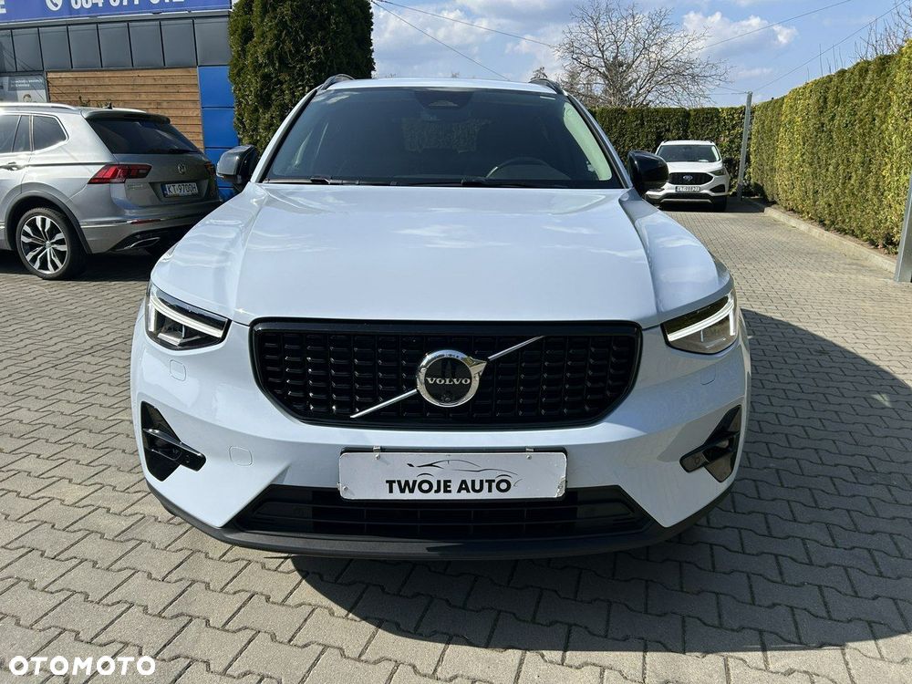 Volvo XC 40 B5 B AWD Geartronic RDesign - 11