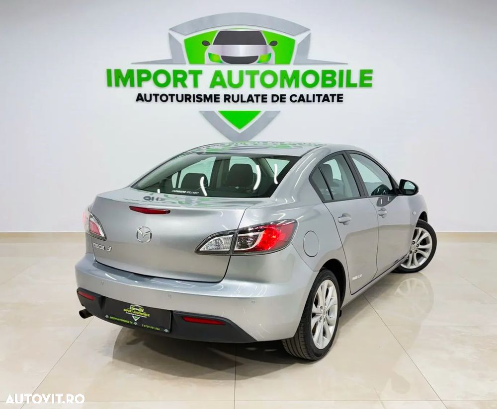 Mazda 3 1.6 MZR Active Plus - 12