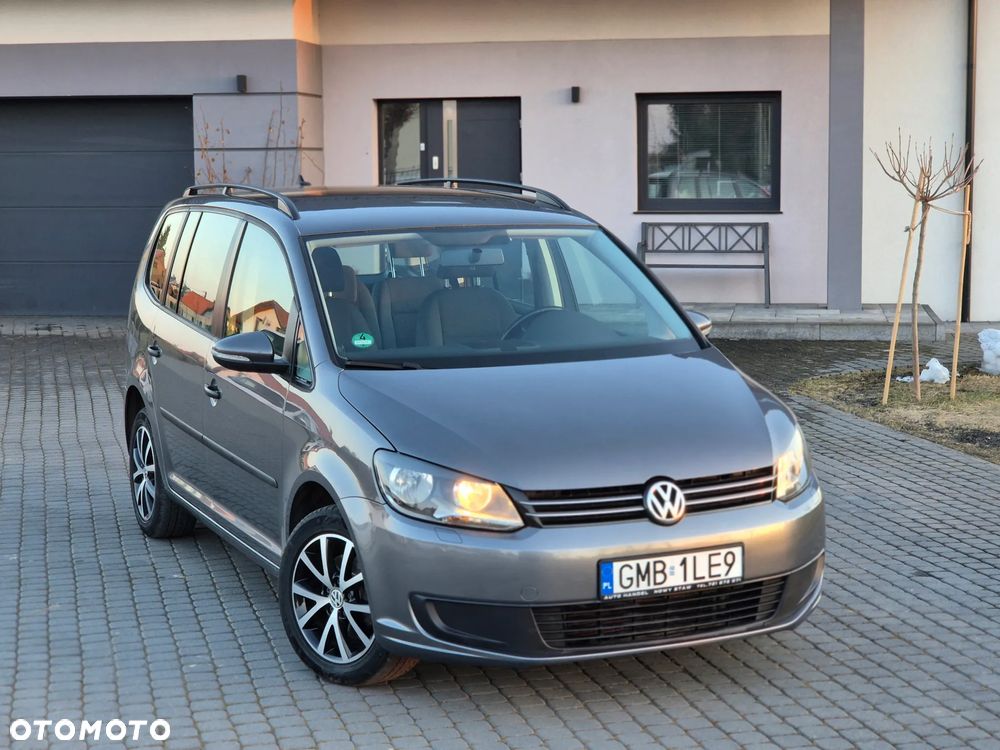 Volkswagen Touran 1.6 TDI DPF BlueMotion Technology DSG Comfortline - 19