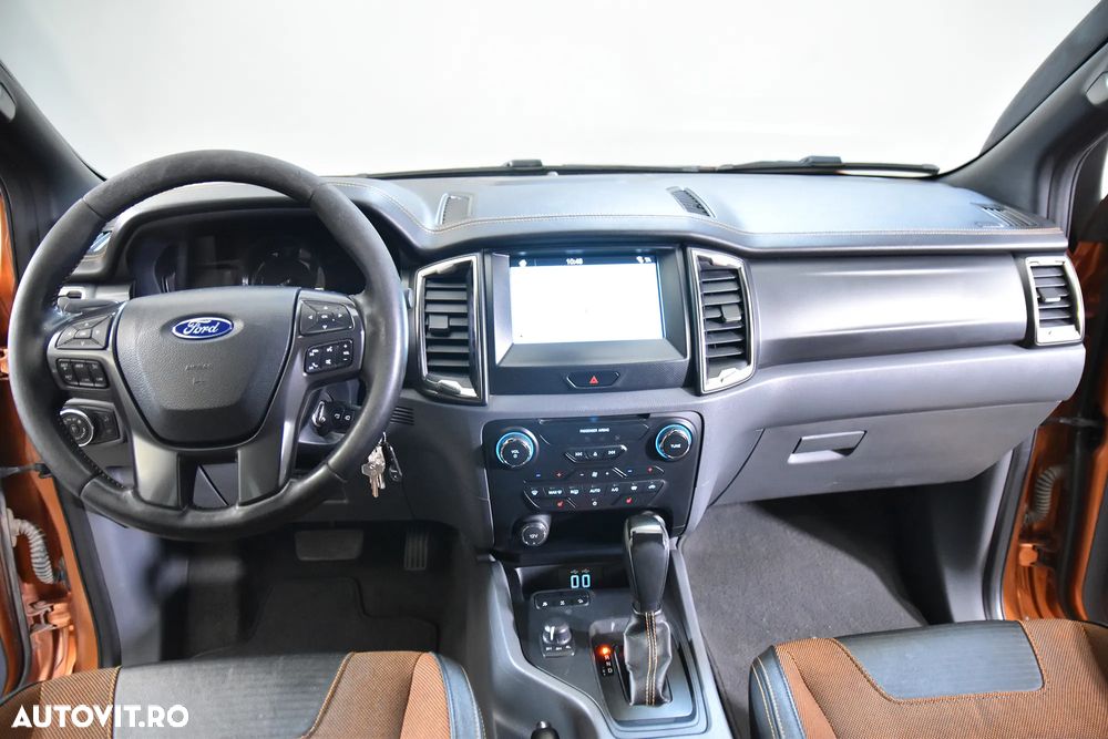 Ford Ranger 4x4 Cabina Dubla WILDTRACK Aut. - 9