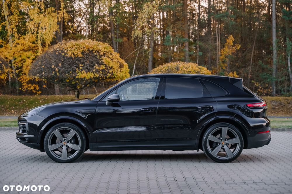 Porsche Cayenne Standard - 16