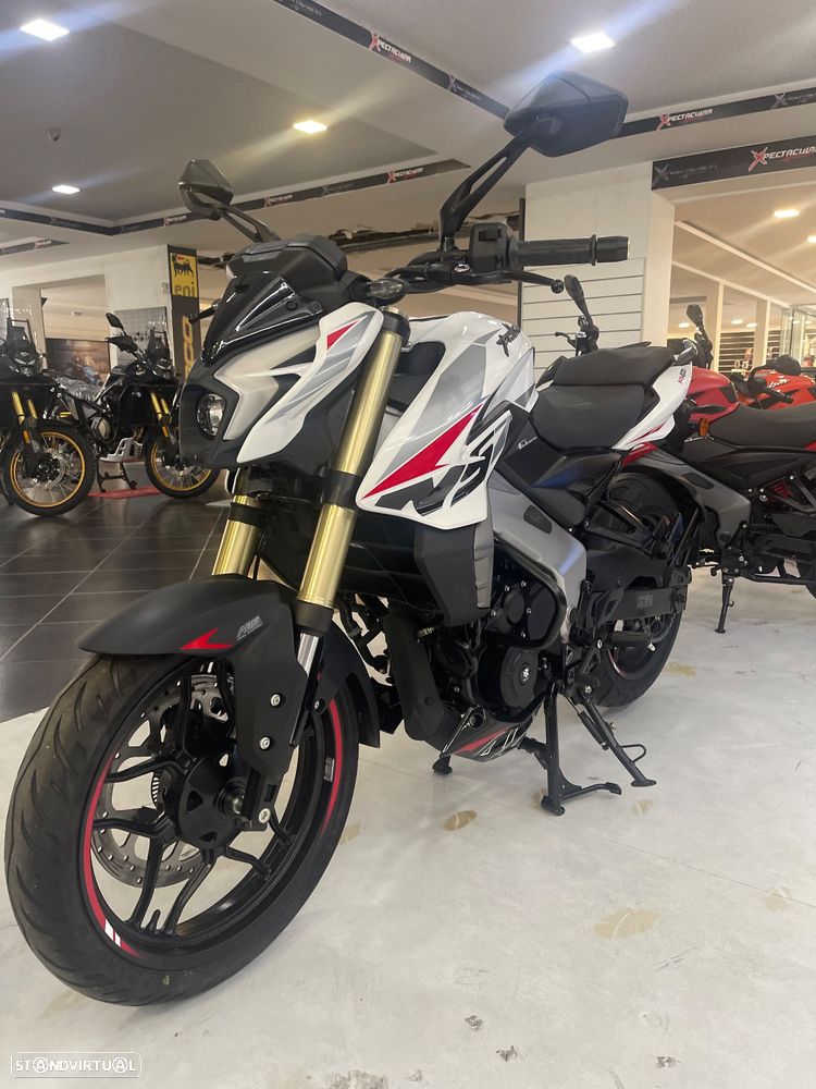 Bajaj Pulsar NS BAJAJ pulsar ns 400 - 3
