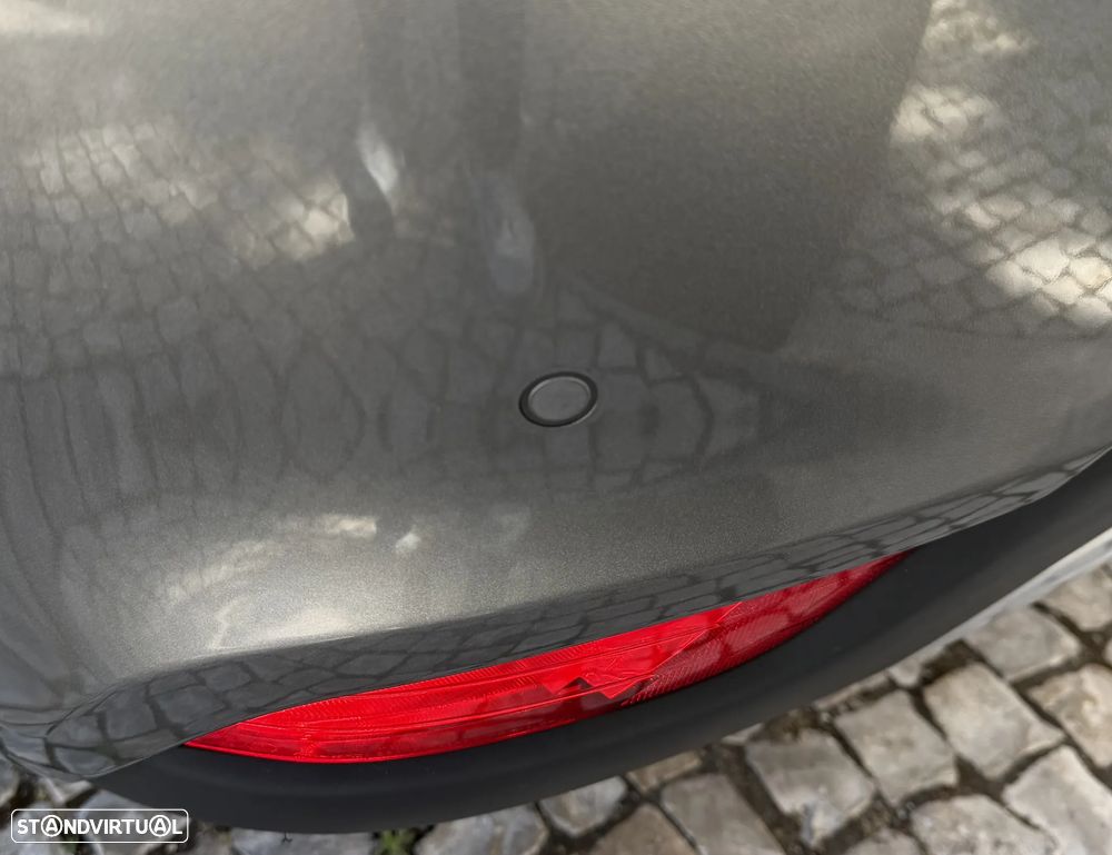 Kia Carens 1.7 CRDi ISG TX - 8