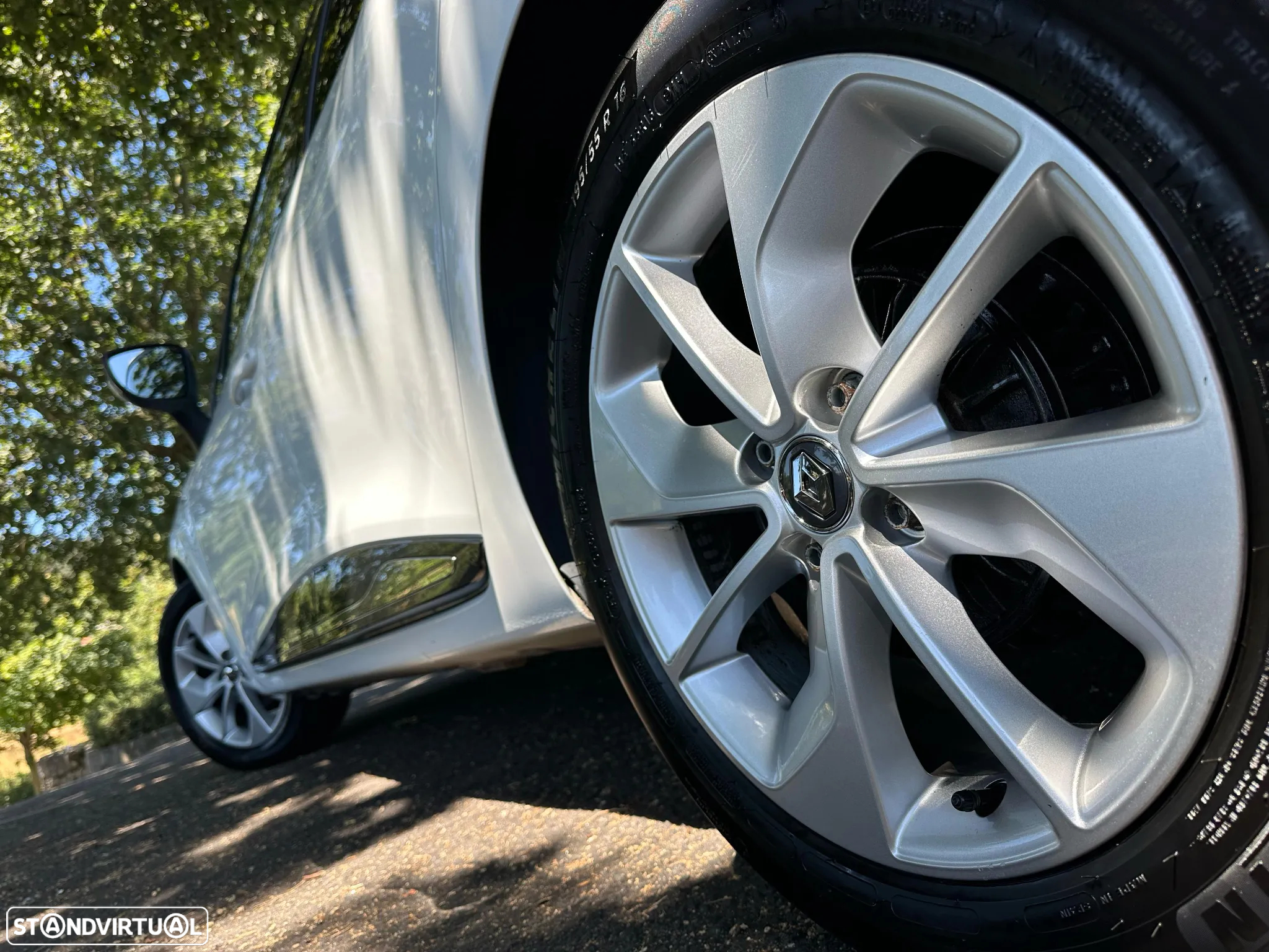 Renault Clio Sport Tourer 0.9 TCe Limited Edition - 7