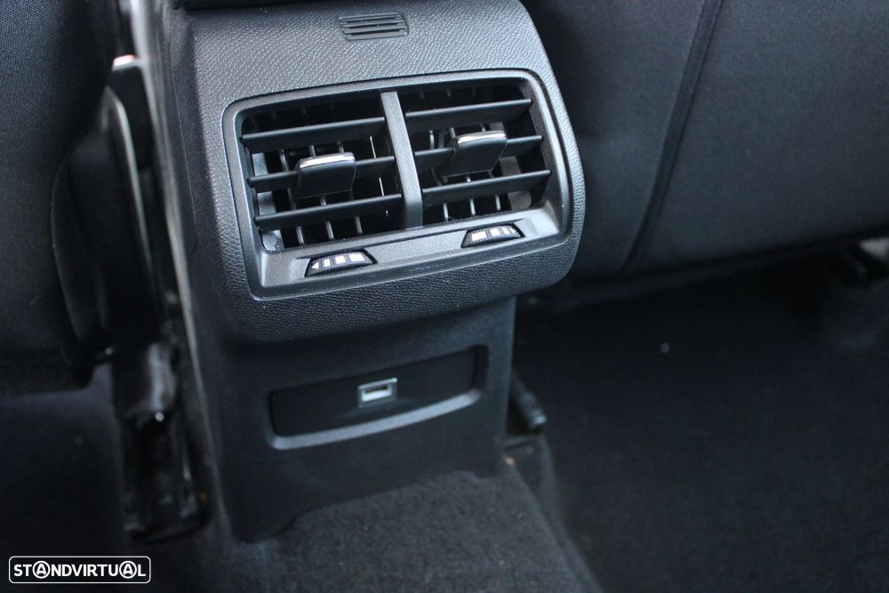 Citroën C4 PureTech 130 Stop&Start EAT8 FEEL - 34