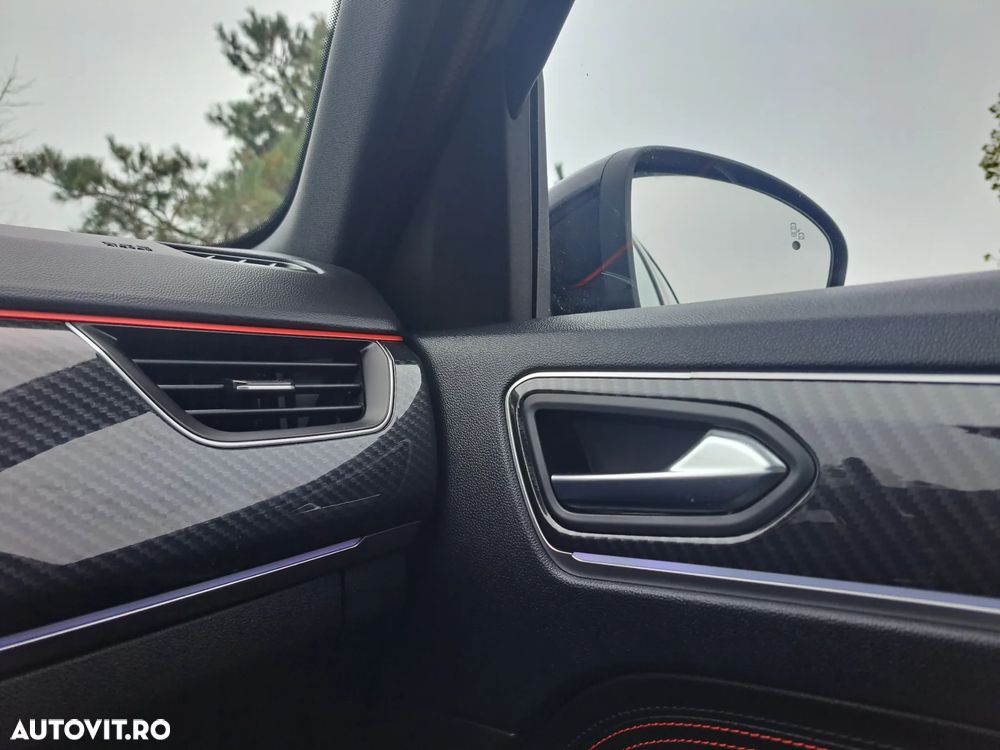 Renault Arkana TCe Mild Hybrid 160 EDC R.S. LINE - 15