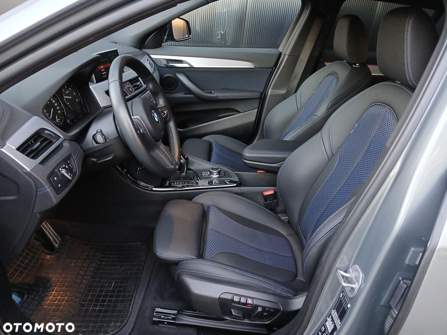 BMW X2 xDrive18d - 11