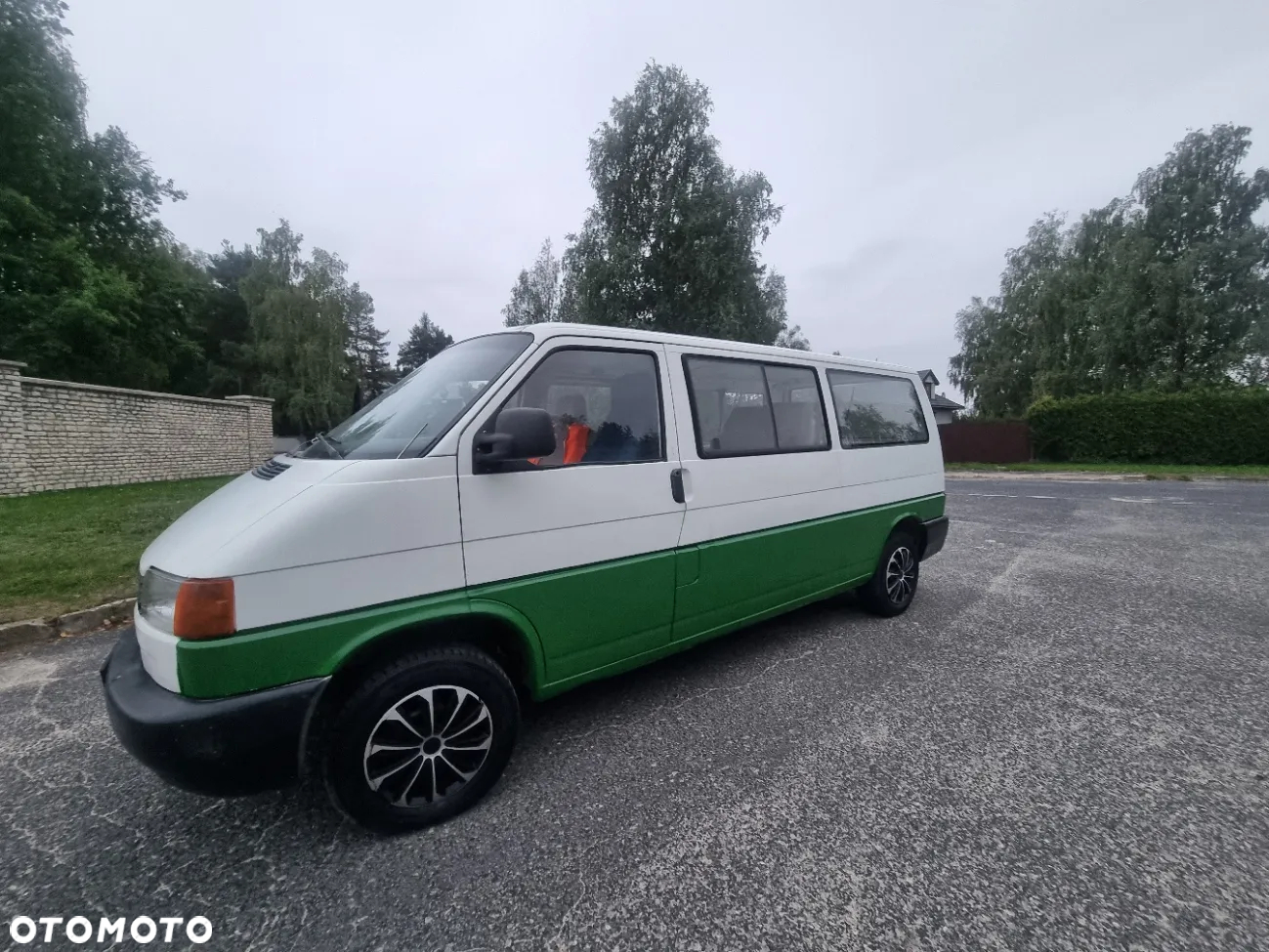 Volkswagen Transporter - 2