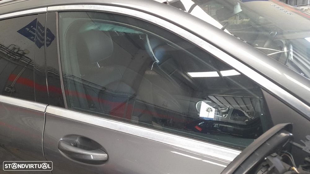 Vidro porta frente direita MERCEDES-BENZ Classe C Carrinha (S205) - 1