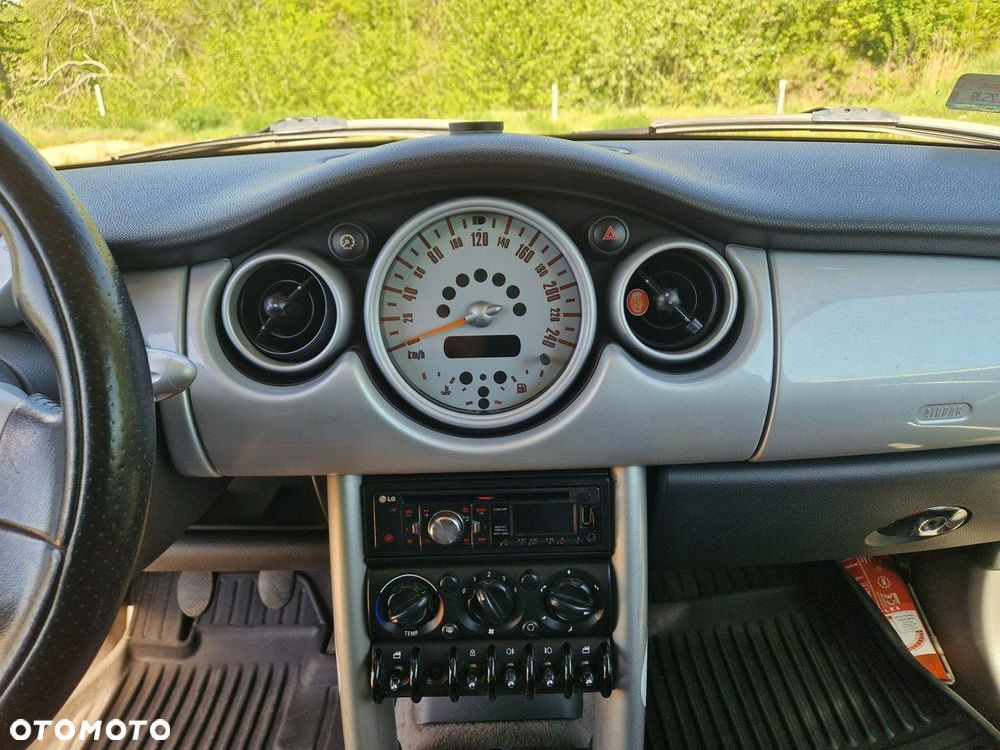MINI ONE Standard - 11
