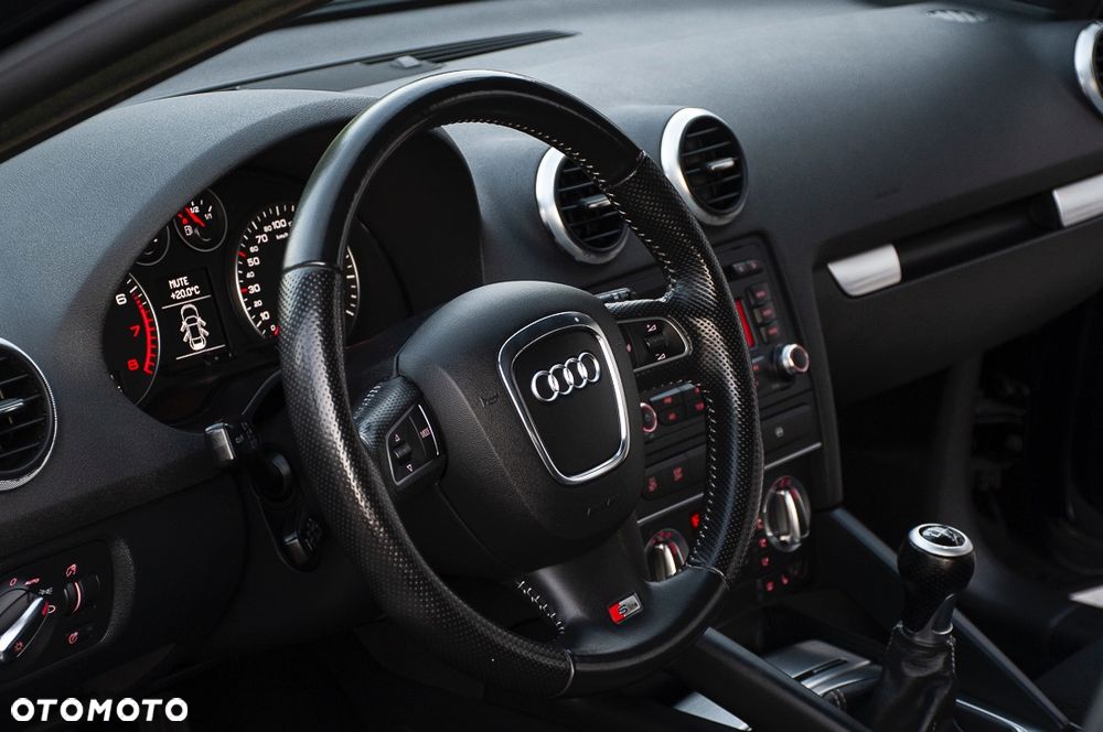 Audi A3 Sportback 1.8 TFSI S line Sportpaket - 34