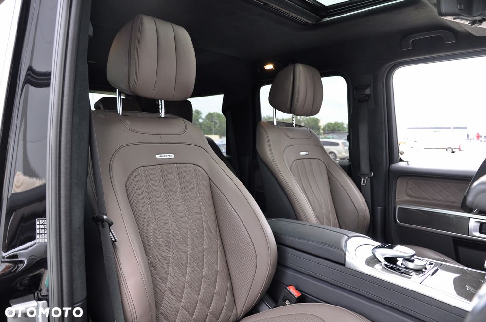 Mercedes-Benz Klasa G AMG 63 4x4 2 - 24