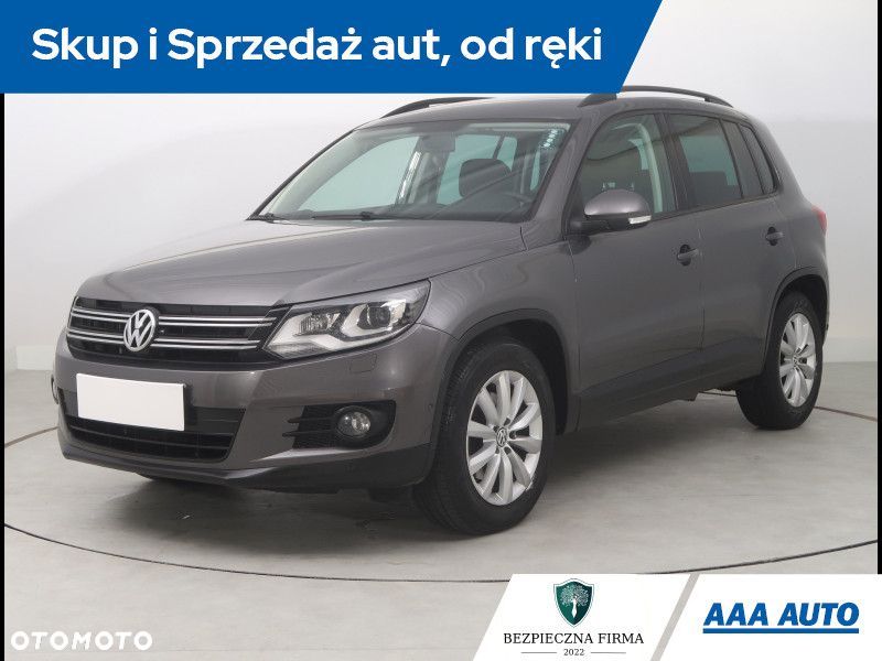 Volkswagen Tiguan - 2