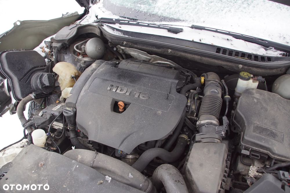 Auto na części - Citroen C5 II X7 Lift 2.0 HDI 163 KM RH02 20GF13 EEH 2011R Silnik Skrzynia Drzwi Klapa Zderzak Błotnik Lampa Lusterko Szyba Klamka Deska Kokpit Sterownik Moduł Czujnik Licznik Wyświetlacz Panel Kierownica - 17