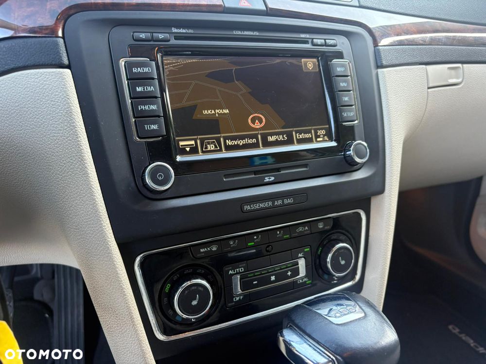 Skoda Superb 2.0 TSI DSG Elegance - 23