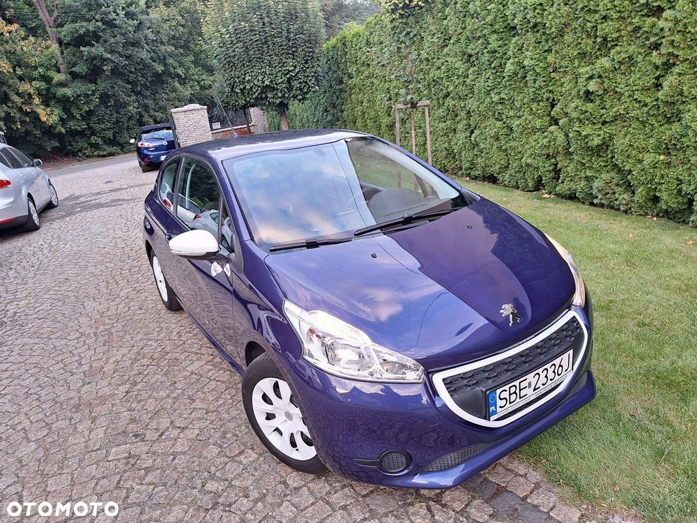 Peugeot 208 - 29
