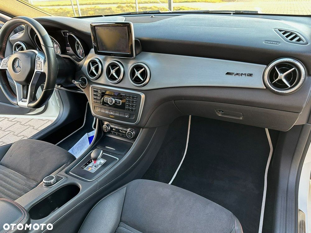 Mercedes-Benz CLA - 9