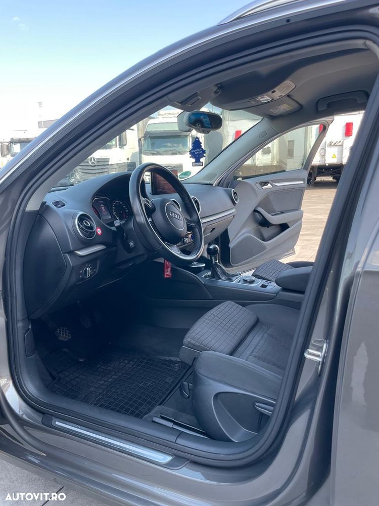 Audi A3 2.0 TDI ack (clean diesel) Ambiente - 9