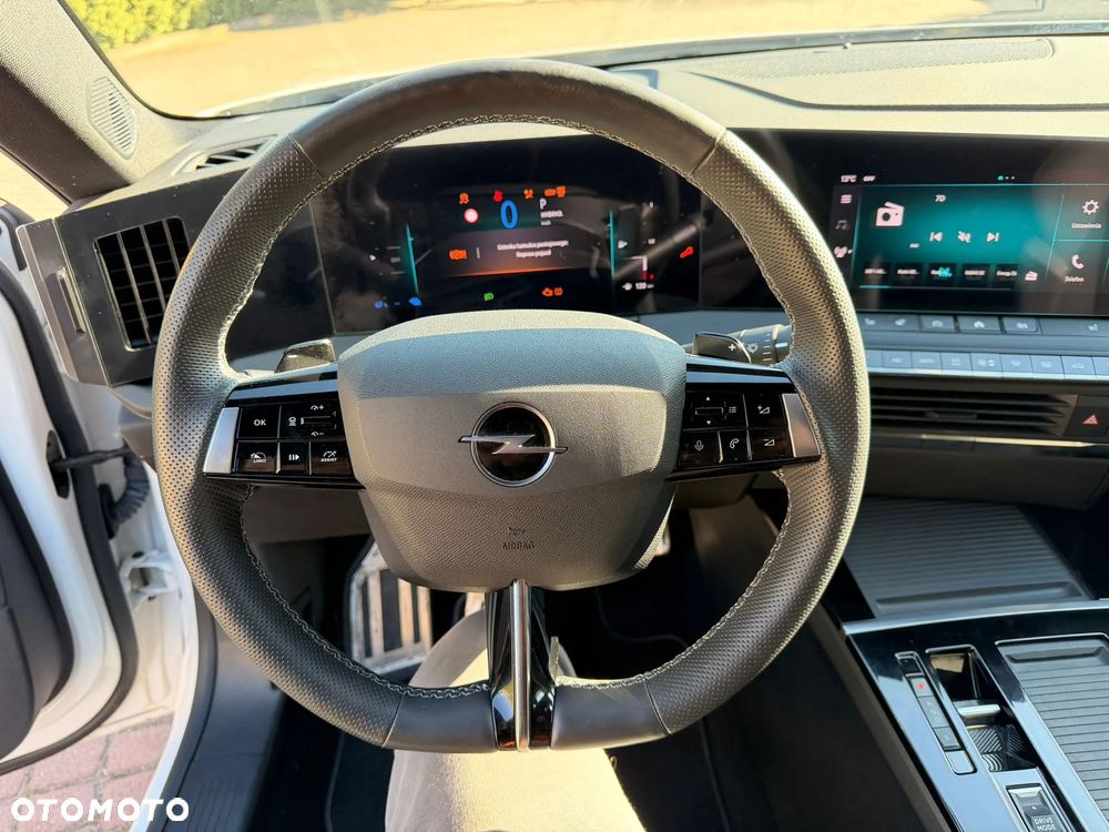 Opel Astra 1.6 T Plug-in Hybrid GS - 25