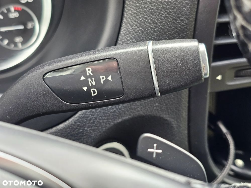 Mercedes-Benz Vito - 23