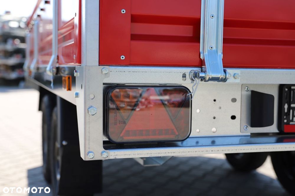 TEMARED TRANSPORTER LIMITOWANA EDYCJA  3015/2 0,75T 304x153x40 cm, dmc 750 kg, Full LED - 8