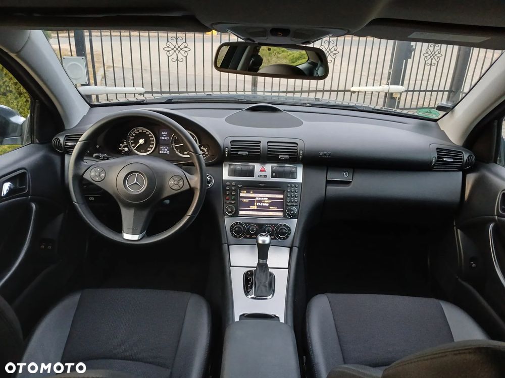 Mercedes-Benz CLC - 21