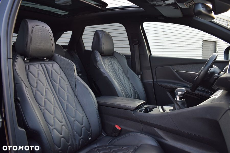 Peugeot 3008 1.2 PureTech GPF Allure S&S - 16