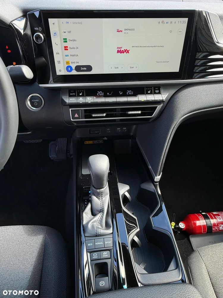 Toyota Camry 2.5 Hybrid Dynamic Force Comfort e-CVT - 11